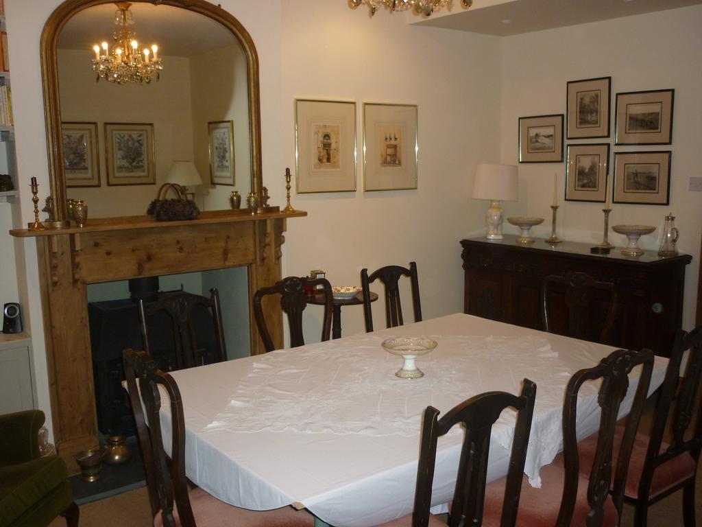 Tabor House B&B Fishguard Eksteriør billede